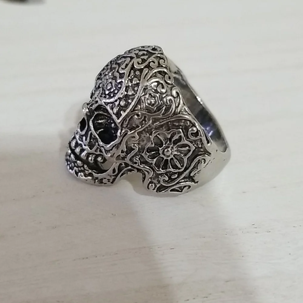 Silver Skull Ring Size 10